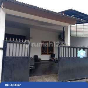 Rumah Dua Lantai Di Jual Di Bencongan Kelapa Dua Tangerang , tersedia melalui melalui situs Rumah123