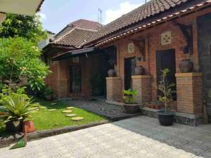 Rumah Etnik Jawa dengan Joglo di Kadipiro Banjarsari Solo, Sangat Aesthetic Pernah Digunakan untuk Shooting Film. , tersedia melalui melalui situs Olx