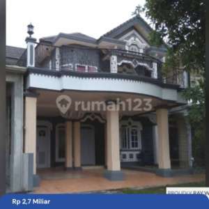Rumah Full Renovasi di Kota Wisata, Cibubur , tersedia melalui melalui situs Rumah123
