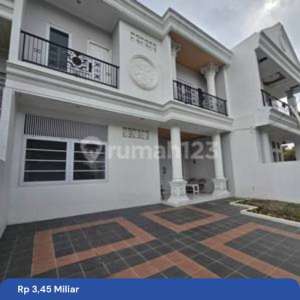 Rumah Gaya Klasik Eropa Komplek Megapolitan Cinere , tersedia melalui melalui situs Rumah123