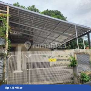 Rumah hitung tanah di cilandak 1,1 Km dari stasiun MRT Cipete , tersedia melalui melalui situs Rumah123