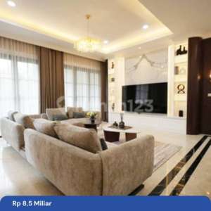 Rumah Hoek dengan Pool di Puri Bintaro Jaya Sektor 9 , tersedia melalui melalui situs Rumah123