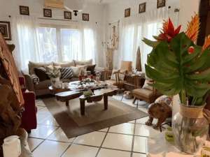 Rumah Hommy Luas Konsep Villa di Cluster Bintaro Jaya 8 , tersedia melalui melalui situs Olx