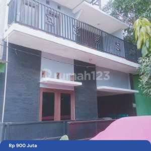 Rumah Hook Ada Rooftop di Alinda Kencana Permai, Bekasi Timur 155 , tersedia melalui melalui situs Rumah123