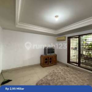 Rumah Huk 165M2 Row 2Mobil Duri Kepa Jakarta Barat , tersedia melalui melalui situs Rumah123