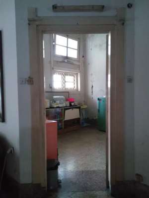 Rumah Jalan Serayu Darmo Luas Tanah 1.225m2 ada 6KT5KM , tersedia melalui melalui situs Olx