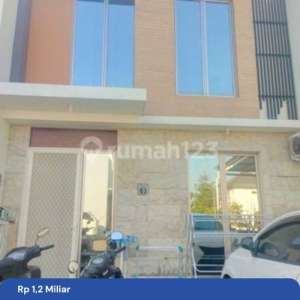 Rumah Jual Di Greenland Residence Menganti Dekat Citraland , tersedia melalui melalui situs Rumah123