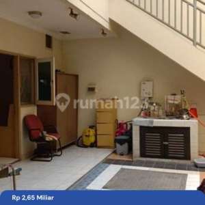 Rumah Kav Dki Siap Huni, Letak Strategis, Kamar Tidur 4 Di Jakarta Barat , tersedia melalui melalui situs Rumah123