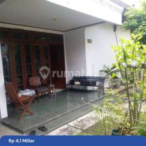 Rumah Kemayoran 2 Lantai Strategis , tersedia melalui melalui situs Rumah123