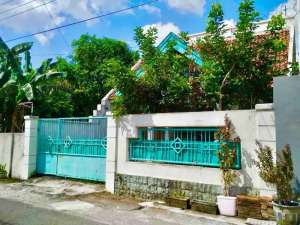 Rumah Klasik dekat Hotel SUNAN Kerten Laweyan SOLO, Surakarta , tersedia melalui melalui situs Olx