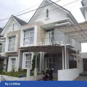 Rumah Kokoh 2 Lantai Siap Huni di Cimahi Utara , tersedia melalui melalui situs Rumah123