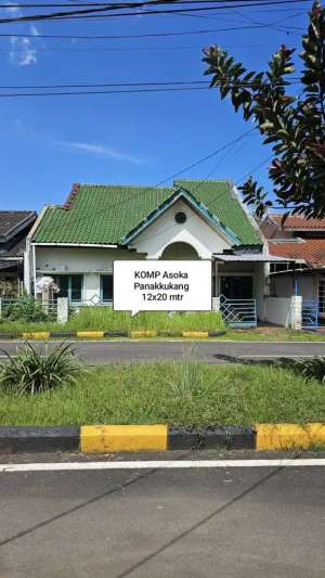 Rumah Kompleks Asoka Panakukang Makassar jl Boulevard dekat Pettarani Hertasning pengayoman , tersedia melalui melalui situs Olx