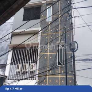 Rumah Kost Akses Motor di Kramat Senen Prospek Investasi , tersedia melalui melalui situs Rumah123