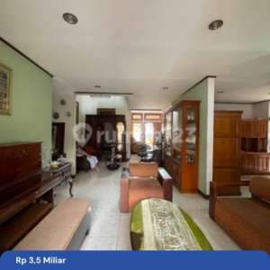 Rumah Layak Huni 2 Lantai Bisa Untuk Dibangun Kost Rumah di Jl. Ciputat Molek V No.7, Pisangan, Ciputat Timur, Kota Tangerang Selatan, Banten, Indonesia, 15419, Ciputat SHM , tersedia melalui melalui situs Rumah123