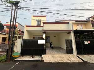 Rumah LB 180 SHM 15 Menit ke Stasiun Klender Dibantu KPR J-34316 , tersedia melalui melalui situs Olx