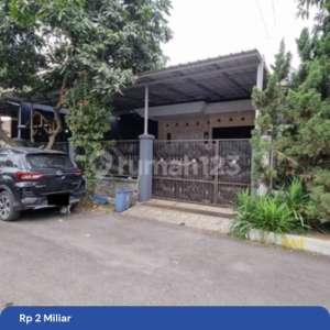 Rumah Lokasi Sangat Dekat Tol dan Pusat Perbelanjaan di Kopo Mas , tersedia melalui melalui situs Rumah123