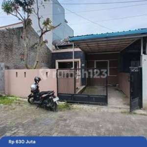 Rumah Luas 107 Dekat Unjani Cimahi Hanya 600 Jutaan Loh , tersedia melalui melalui situs Rumah123