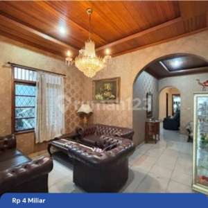 Rumah Luas Cipinang Dekat Gerbang Tol Cililitan Jakarta , tersedia melalui melalui situs Rumah123