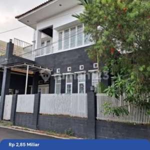 Rumah Lux Harga Bawah NJOP di Margahayu Raya , tersedia melalui melalui situs Rumah123