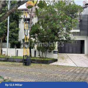 Rumah mewah 2 lantai private di cluster The Villas Kebagusan Jakarta Selatan , tersedia melalui melalui situs Rumah123