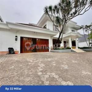 Rumah Mewah Cocok Utk Hunian Dan Kantor Di Kemang , tersedia melalui melalui situs Rumah123