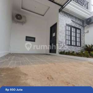 Rumah Mewah Dekat LRT Cibubur , tersedia melalui melalui situs Rumah123