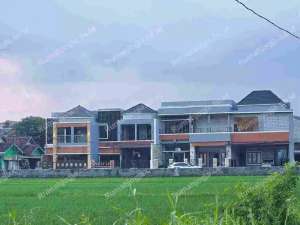 rumah mewah dengan kolam renang Maguwoharjo , tersedia melalui melalui situs Olx