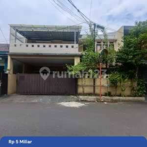 RUMAH MEWAH DIJUAL DI KOMPLEK MPR CIPETE JAKARTA SELATAN , tersedia melalui melalui situs Rumah123