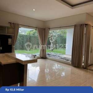 Rumah Mewah Furnish Kbp Tatar Larang Kota Baru Parahyangan , tersedia melalui melalui situs Rumah123