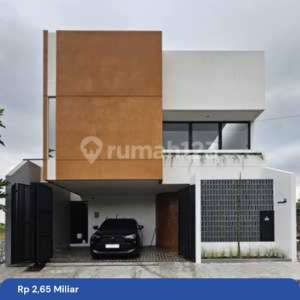 RUMAH MEWAH FURNISHED JAKAL KM 8 NGAGLIK SLEMAN JOGJA DEKAT UGM , tersedia melalui melalui situs Rumah123