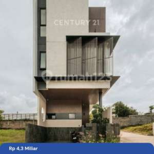 Rumah Mewah Setraduta Hegar 3 Lantai Full FurnishSiap Tinggal , tersedia melalui melalui situs Rumah123