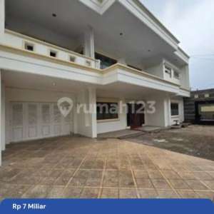 Rumah Mewah Termurah Area Asem Baris Tebet,jaksel Bebas Banjir , tersedia melalui melalui situs Rumah123