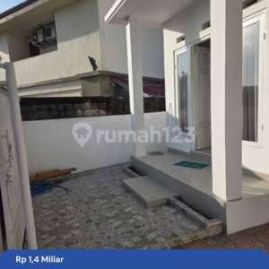 Rumah Minimalis Modern 2 Lantai di Taman Griya Jimbaran Lokasi Favorit Siap HuniPrpj181 , tersedia melalui melalui situs Rumah123