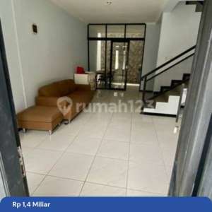 Rumah Minimalis Modern di Townhouse Belleza Antapani Bandung , tersedia melalui melalui situs Rumah123