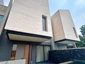 Rumah Modern Lux Dalam Town House Di Cipete , tersedia melalui melalui situs Olx