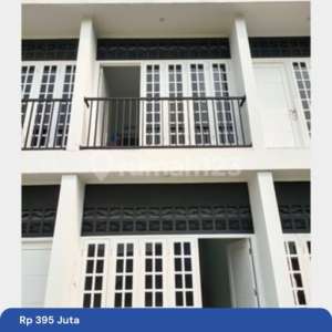 Rumah Modern Minimalis Akses 2 Mobil Fasilitas Premium di Kampung Tengah, Kramat Jati Jakarta Timur , tersedia melalui melalui situs Rumah123