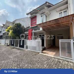 Rumah Modern Minimalis Full Furnished Dekat Sma St Yusuf di Borobudur Malang , tersedia melalui melalui situs Rumah123