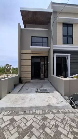 Rumah Murah 1lantai Dan 2lantai Rungkut Surabaya Grand Alana Wonorejo , tersedia melalui melalui situs Olx