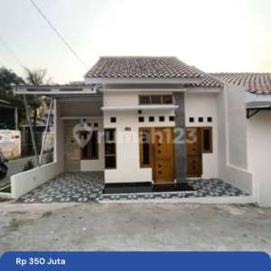 Rumah Murah Dekat Stasiun Citayam Khusus Pbelian Cash , tersedia melalui melalui situs Rumah123