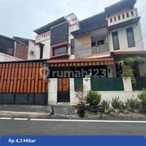 Rumah Murah MewahAsri di Pondok Kelapa, Duren Sawit , tersedia melalui melalui situs Rumah123