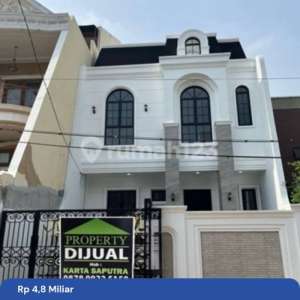 Rumah New Muara Karang8x17UtaraModern Klasik , tersedia melalui melalui situs Rumah123