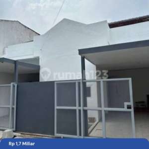 Rumah Nginden Intan Surabaya Dekat Kampus Ubaya , tersedia melalui melalui situs Rumah123