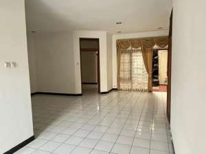 Rumah Nyaman Pusat Kota Cimahi Komplek Nusa Sari , tersedia melalui melalui situs Olx