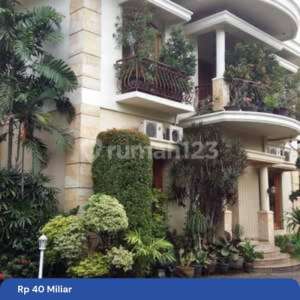 Rumah Pinggir Jalan Cocok Untuk Usaha, Kantor Dan Rumah Tinggal, Pejaten Raya Jakarta Selatan , tersedia melalui melalui situs Rumah123