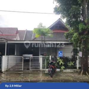 Rumah Pinggir Jalan Luas Murah Griya Loka Bsd City , tersedia melalui melalui situs Rumah123