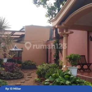 Rumah Pinggir Jalan SHM di Kayu Putih Selatan Strategis , tersedia melalui melalui situs Rumah123