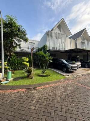 Rumah Posisi Hook Discovery Bintaro lokasi di Pondok Aren, tersedia melalui melalui situs Olx