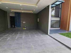 Rumah Private Lift 3 Lantai , tersedia melalui melalui situs Olx