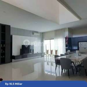 Rumah Pusat Kota 2 Lantai Bagus Bebas Banjir , tersedia melalui melalui situs Rumah123