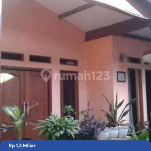 Rumah Ragunan Cilandak Jakarta Selatan Bagus , tersedia melalui melalui situs Rumah123